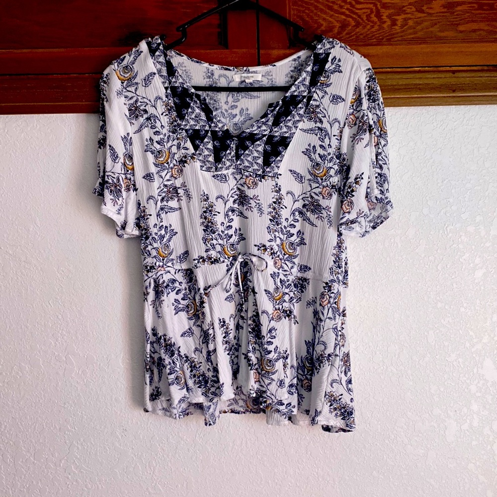 Maurices Black and White Floral Print Blouse